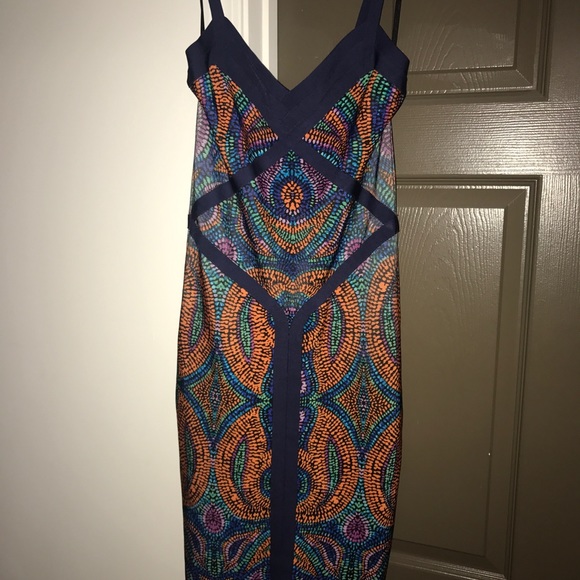 BEBE Pattern bandage dress ✨✨✨ - Picture 3 of 6